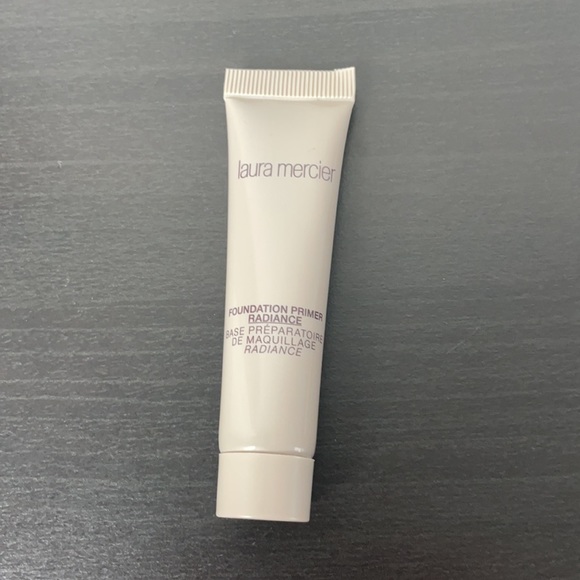 Laura Mercier 6 Piece Skincare/Makeup Sampler Set - Picture 2 of 5